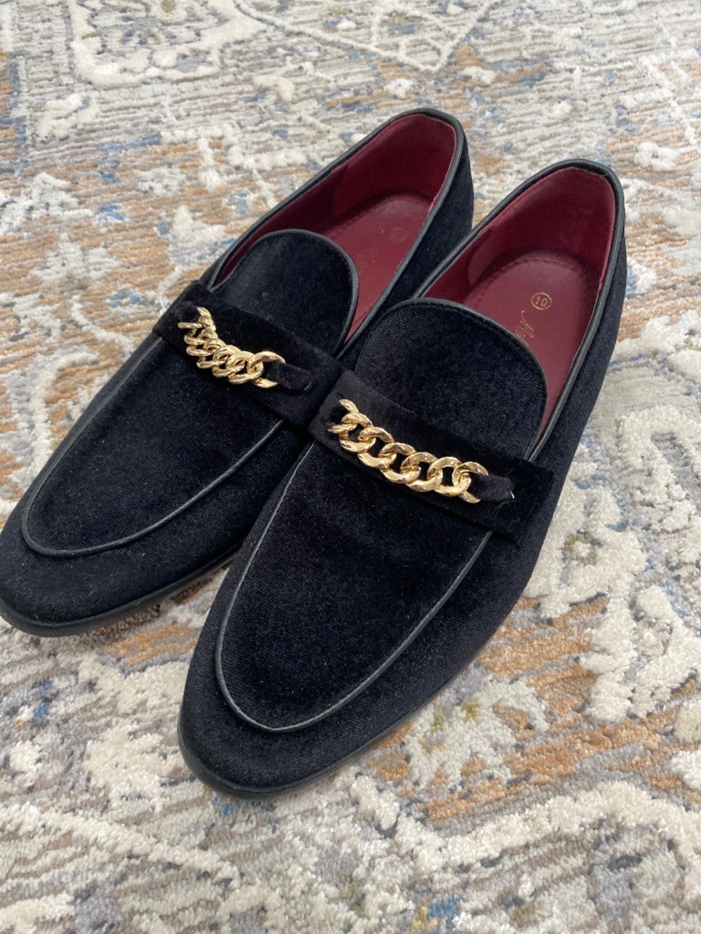 Metro charm Mens dress shoes size 10 black and gold suede